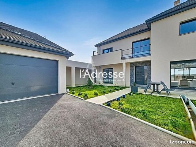 Maison 6 pièces 166 m²