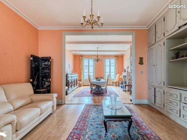 Maison 6 pièces 167 m²