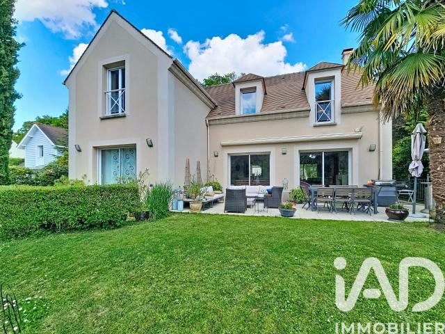 Maison 6 pièces 167 m²