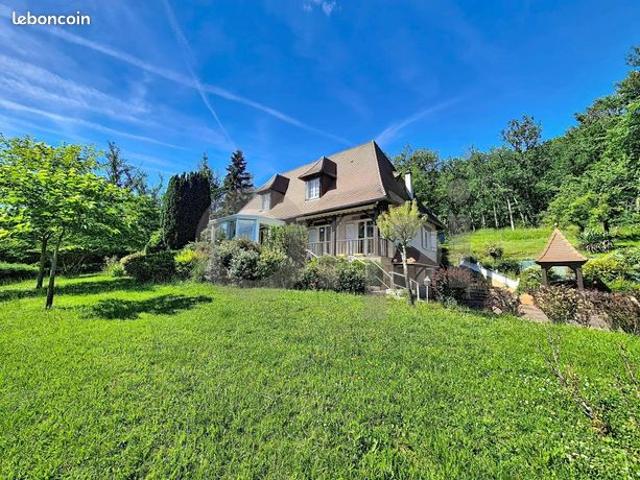 Maison 6 pièces 167 m²