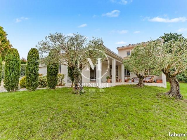 Maison 6 pièces 167 m²