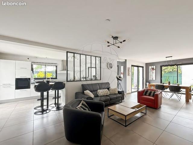 Maison 6 pièces 167 m²