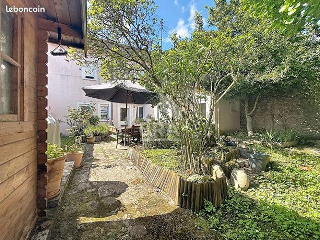 Maison 6 pièces 167 m²