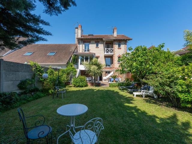 Maison 6 pièces 167 m²