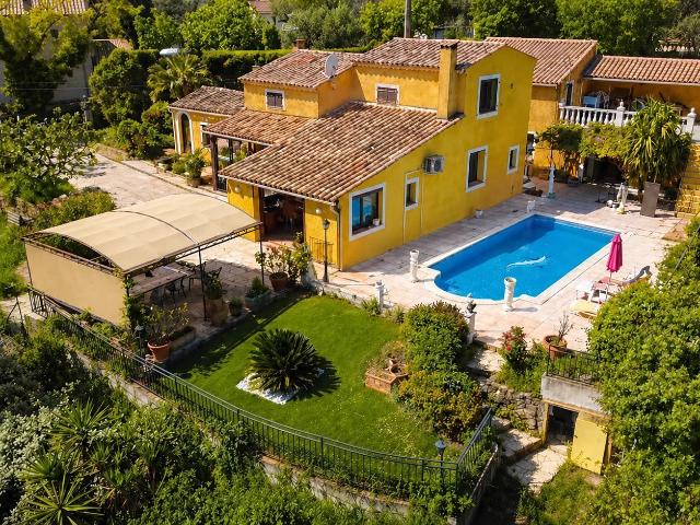 Maison 6 pièces 167 m²