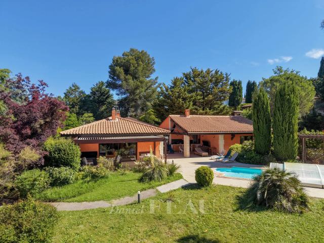 Maison 6 pièces 167 m²