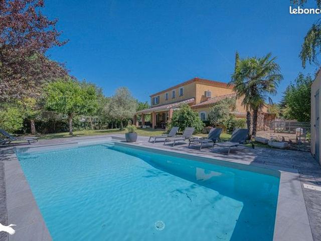 Maison 6 pièces 167 m²