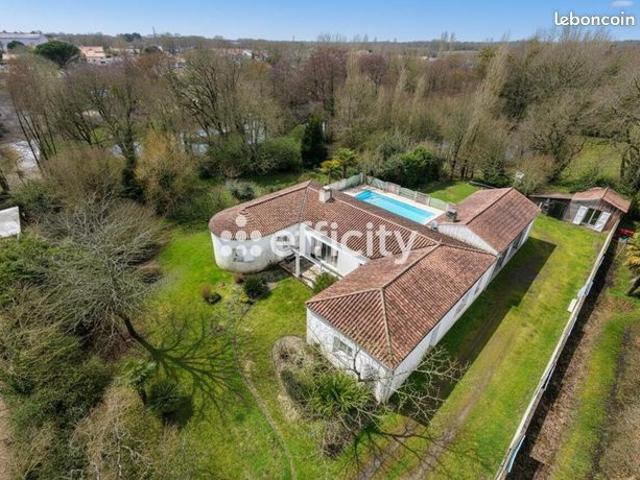 Maison 6 pièces 167 m²