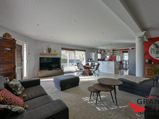 Maison 6 pièces 168 m²