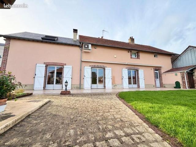 Maison 6 pièces 168 m²
