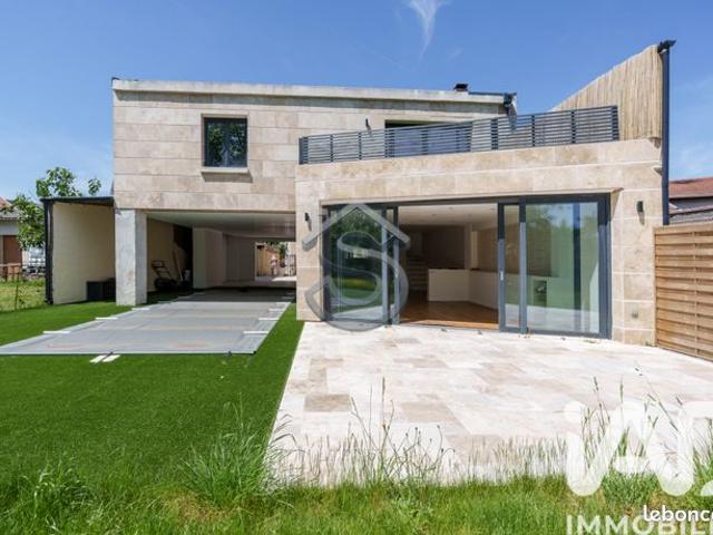 Maison 6 pièces 168 m²