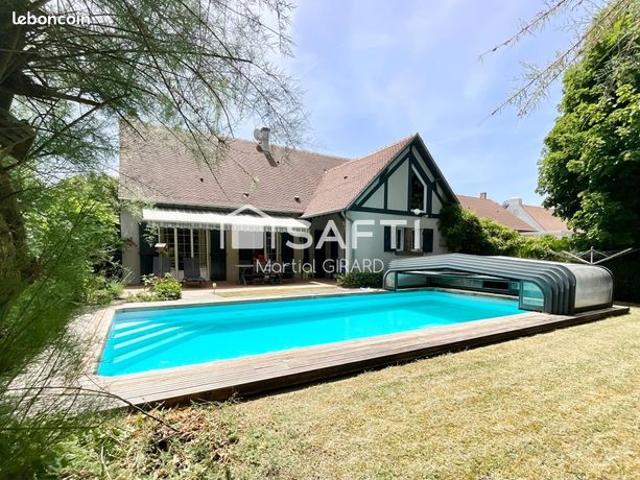 Maison 6 pièces 168 m²