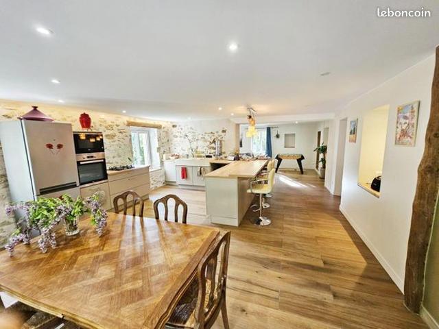 Maison 6 pièces 168 m²