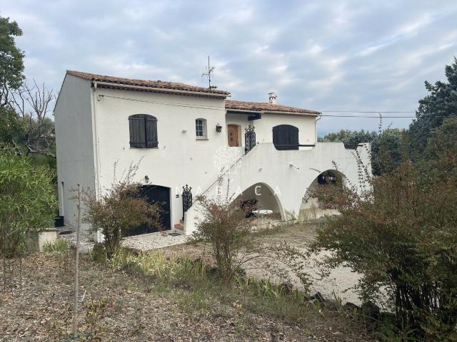 Maison 6 pièces 168 m²
