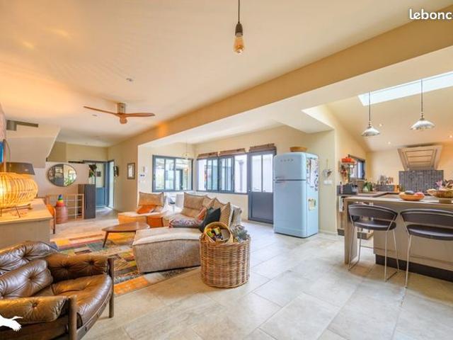 Maison 6 pièces 168 m²