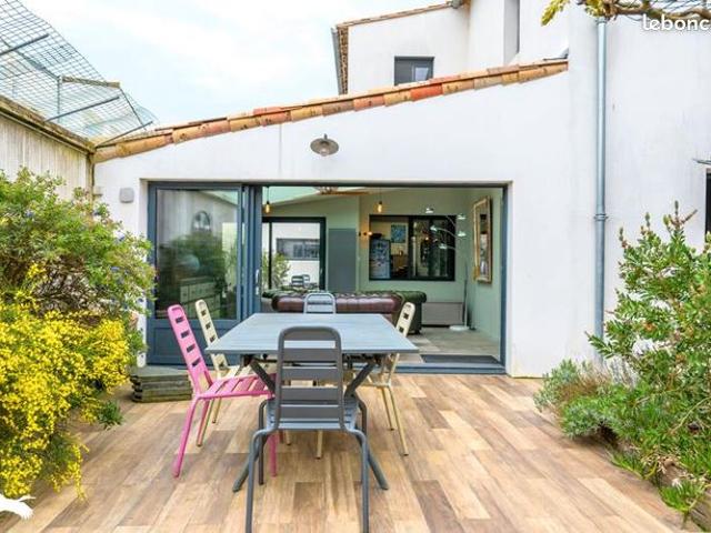 Maison 6 pièces 168 m²
