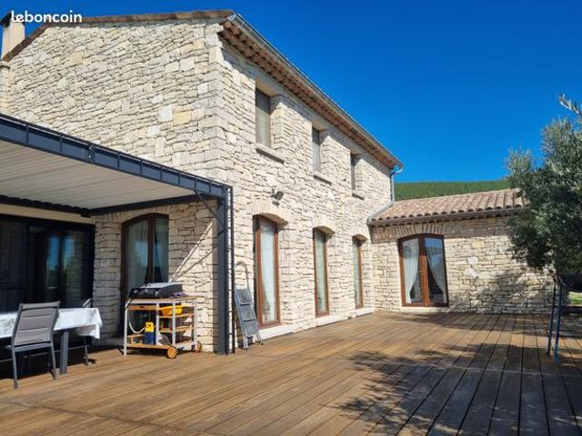 Maison 6 pièces 168 m²