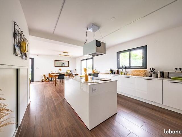 Maison 6 pièces 168 m²