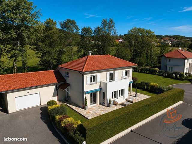 Maison 6 pièces 168 m²