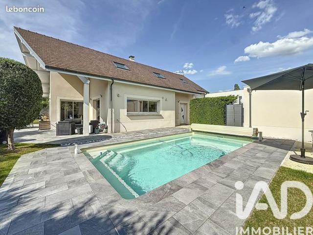 Maison 6 pièces 169 m²