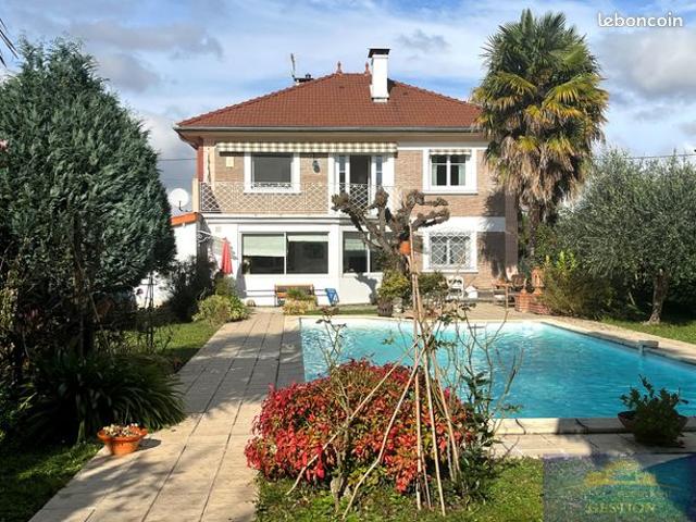 Maison 6 pièces 169 m²