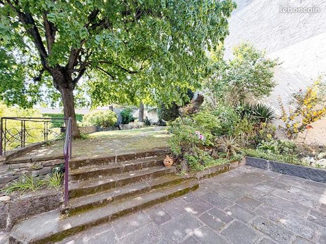 Maison 6 pièces 169 m²