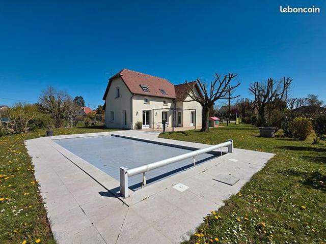 Maison 6 pièces 169 m²
