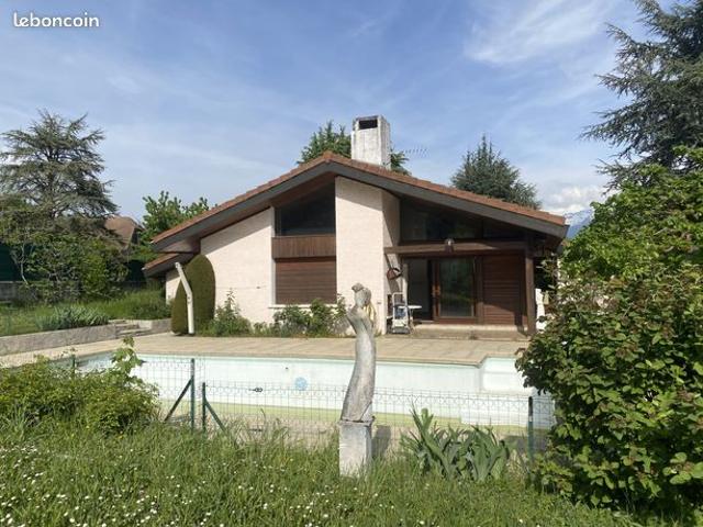 Maison 6 pièces 169 m²