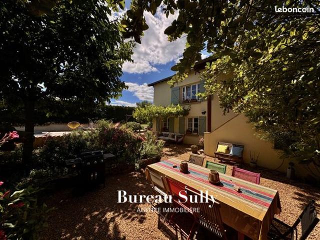 Maison 6 pièces 169 m²