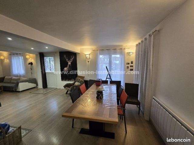 Maison 6 pièces 169 m²