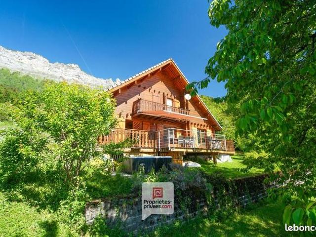 Maison 6 pièces 169 m²