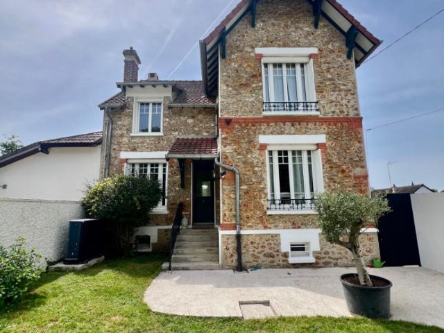 Maison 6 pièces 169 m²