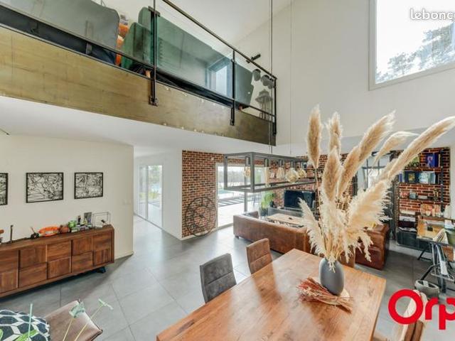 Maison 6 pièces 169 m²