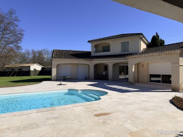 Maison 6 pièces 169 m²