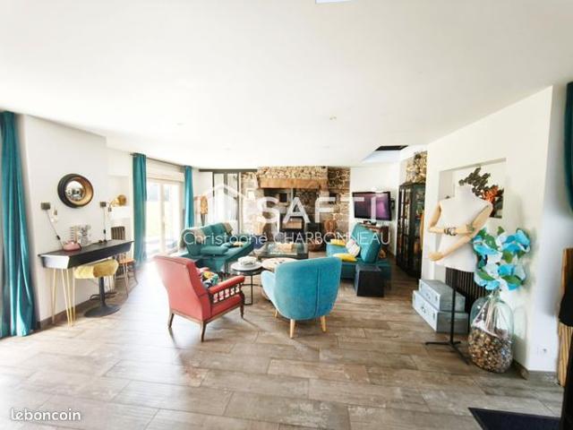 Maison 6 pièces 169 m²