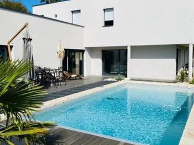Maison 6 pièces 169 m²