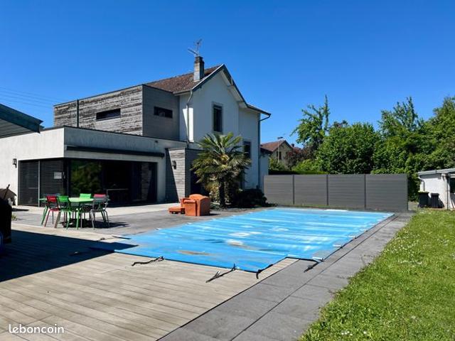 Maison 6 pièces 160 m²