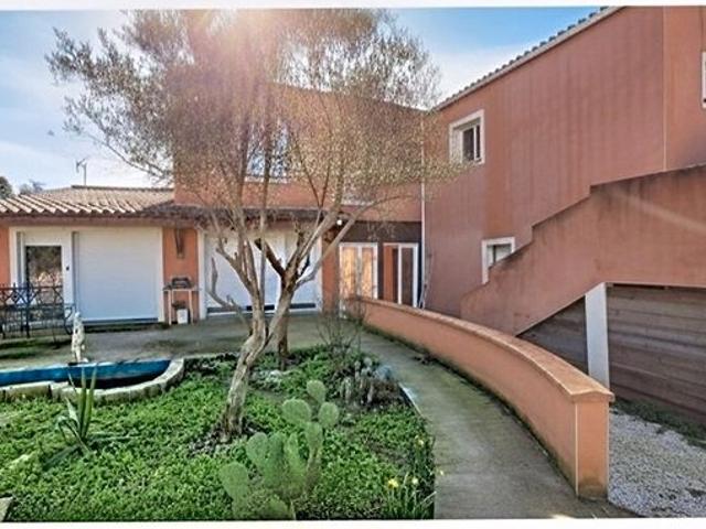 Maison 6 pièces 160 m²