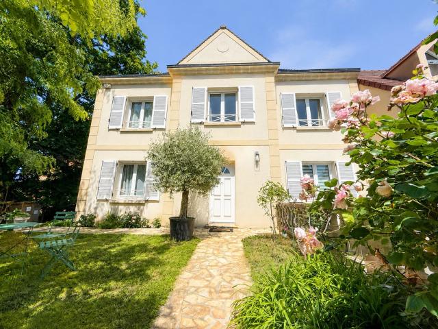 Maison 6 pièces 160 m²