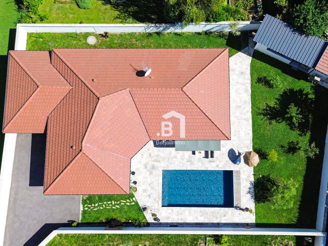 Maison 6 pièces 160 m²