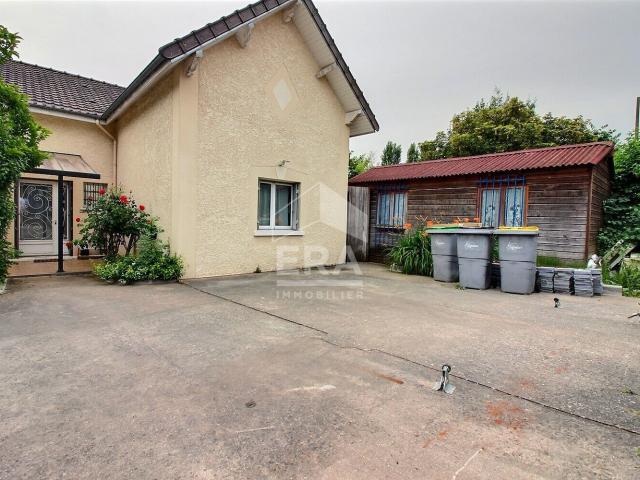 Maison 6 pièces 160 m²