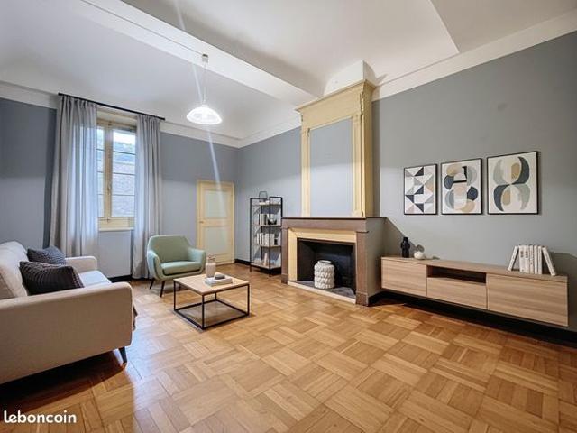 Maison 6 pièces 160 m²