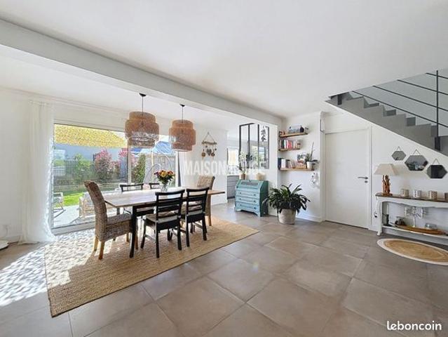 Maison 6 pièces 160 m²