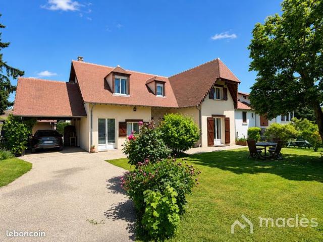 Maison 6 pièces 160 m²