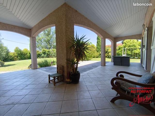 Maison 6 pièces 160 m²
