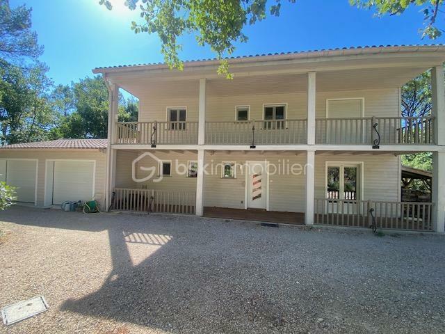 Maison 6 pièces 160 m²