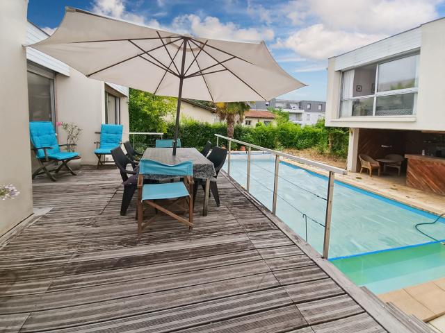 Maison 6 pièces 160 m²