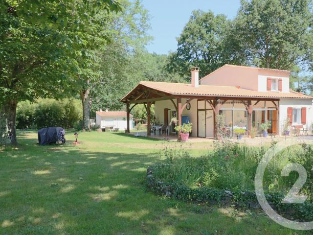Maison 6 pièces 160 m²