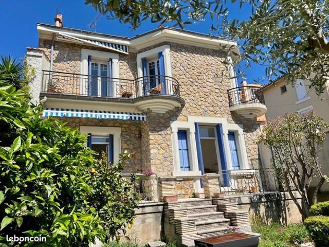 Maison 6 pièces 160 m²