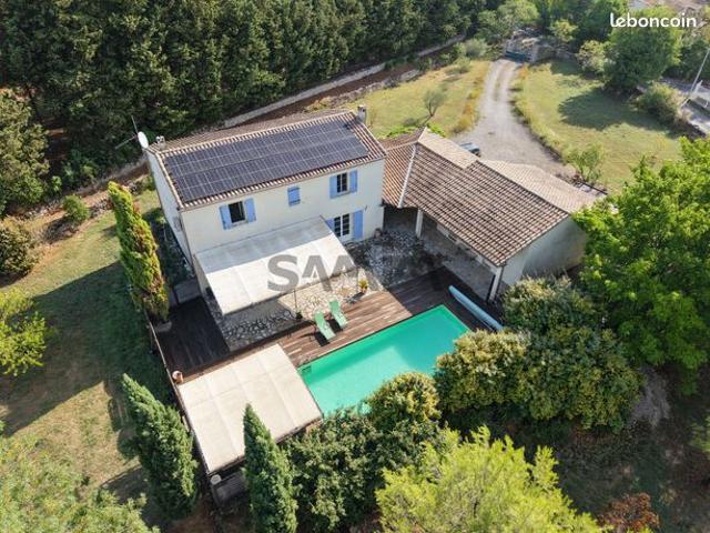 Maison 6 pièces 160 m²